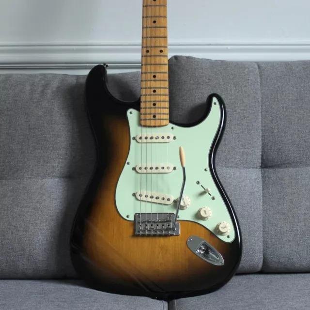 Fender Stratocaster 50's Classic Player 2