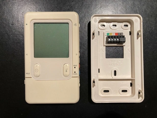 ~~Bryant~~Evolution~~SYSTXBBUID01-A~~Programmable Digital Thermostat~~~