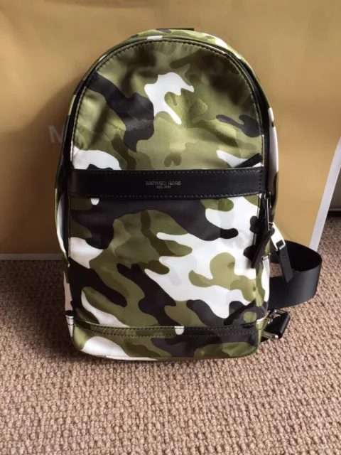 Michael kors camo crossbody sale bag
