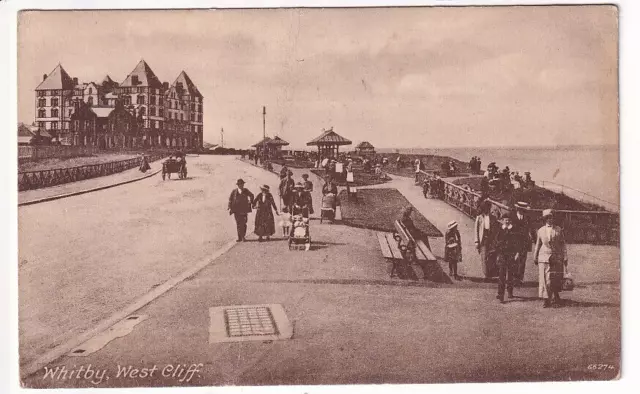 An Early Frith's/J. Jyth Postkarte von Whitby, West Cliff. North Yorkshire.