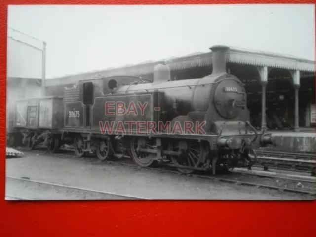 Photo  Sr Class M7 Loco No 30675 At Guildford 26/7/57