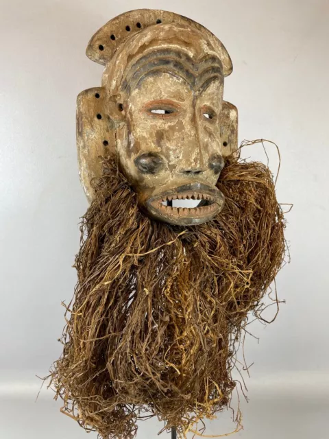 220647 - Tribaal African mask from the Pende - Congo.