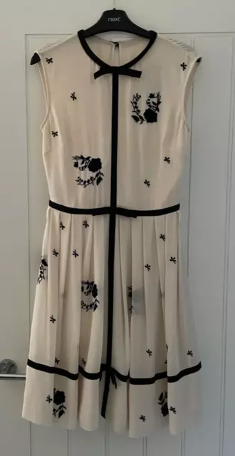 Ted Baker  8 ( 1  ) Iivy Cream Black Embroidered Chiffon  Dress Immaculate