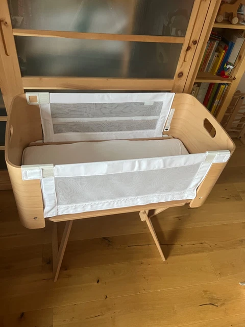 Baby Bett mit Kokosfaser Matratze, ausgezeichneter Zustand!