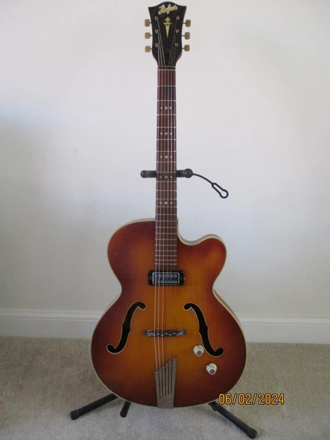 Hofner Guitar:Senator: Cutaway:Thinline:Archtop:Electro-acoustic:Vintage 1965.