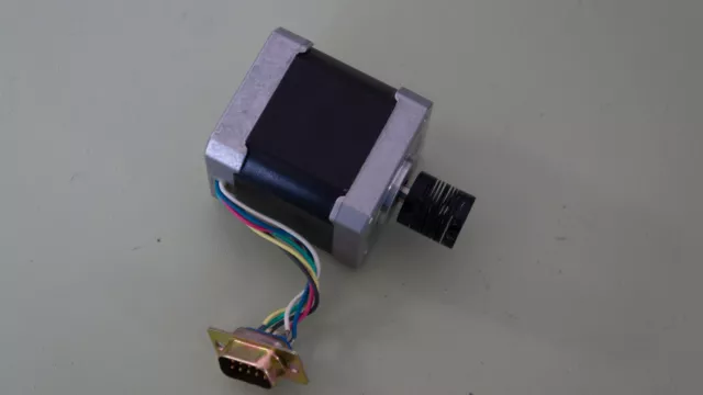 Oriental Motor Vexta PK245M-01BA-C2 Stepping Motor 2-Phase 0.9°/Step 4VDC 1.2A