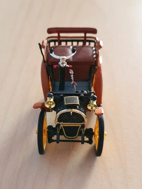 1/43. Renault Type A. Universal Hobbies. 1898. TBE.