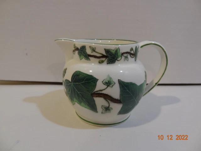 Vintage Wedgwood Of Etruria Barlaston China Creamer Green White Ivy pattern