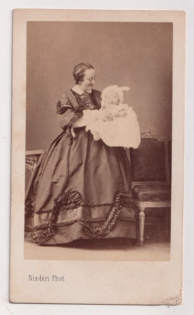 Tirage Albuminé Disdéri, Duchesse D'Albe Et Ses Enfants - Circa 1870, 6,5x10,5 Cm, Original