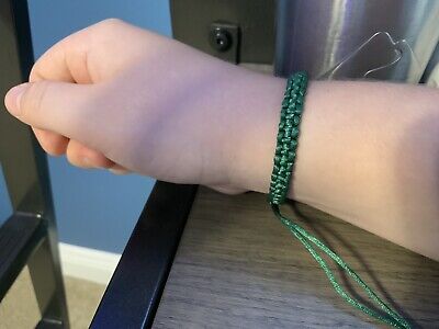 hand made macrame bracelet