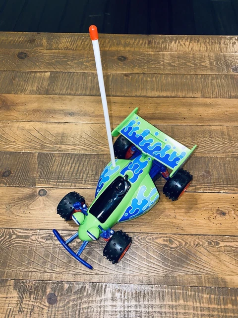 DISNEY STORE PIXAR Toy Story RC SOLO COCHE REMOTO Estatuilla