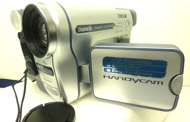 Caméscope Sony Handycam DCR-TRV255E - Digital8 - Zoom 20x - Occasion