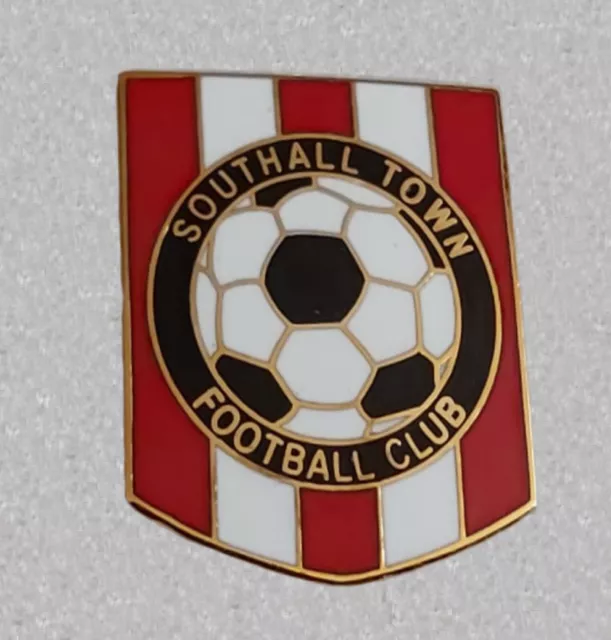 Southall Town Fc Badge Enamel Football Club  Pin Badge