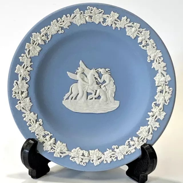 Signed 2000 WEDGWOOD - Blue JASPERWARE Plate 4.5" (11.5cm) - Classical Pegasus