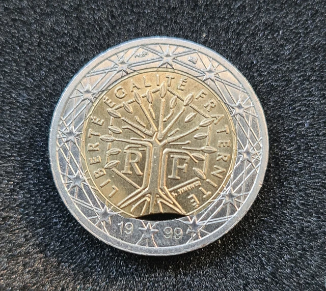 pièce 2 euros Fautée