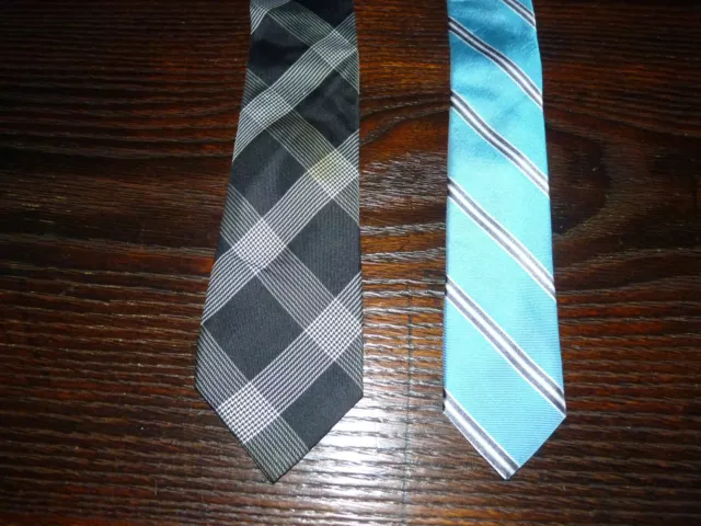 Lot 2 - Men's SKINNY Neck Tie - EXPRESS (Blue Striped, Black Checkered)