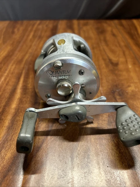 【希少】Quantum TOUR edition USA Handcrafted ZEBCO QUANTUM TOUR EDITION US300 USA BAITCAST REEL MADE IN