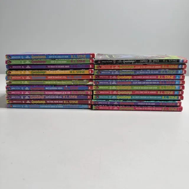 RL Stine Give Yourself Goosebumps #1-23 Near Complete Set LIKE NEW Huge Lot Book