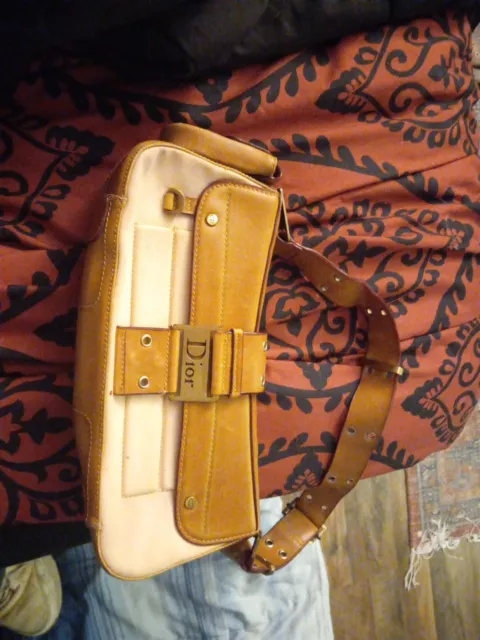 Christian Dior Street Chic Columbus Shoulder Bag – KMK Luxury Consignment