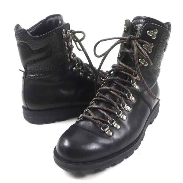GUCCI-boots-Lace-up-trekking-boots-with-patches-black.webp