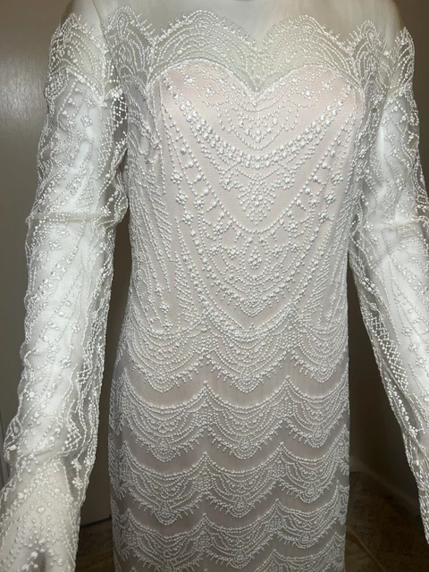 Wedding dress Tadashi Shoji BOGAN LONG-SLEEVE EMBROIDERED GOWN size 12 Wedding dress Tadashi Shoji BOGAN LONG-SLEEVE EMBROIDERED GOWN size 12