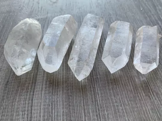 Natural Clear Quartz Crystal Point, 1" to 3" Raw Crystal Points,Wholesale Bulk