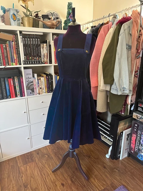 Bright and hot sale beautiful odette dress