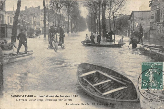 Cpa 94 Choisy Le Roi Inondations 1910 L'avenue Victor Hugo Sauvetages Voitures