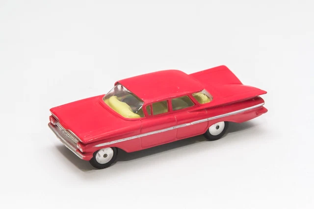 Miniature Chevrolet Impala Corgi 1/43 - Modèle Neuf, Parfait Pour Les Collectionneurs