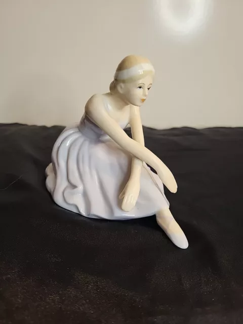 Porcelain Ballerina Figurine Bine China