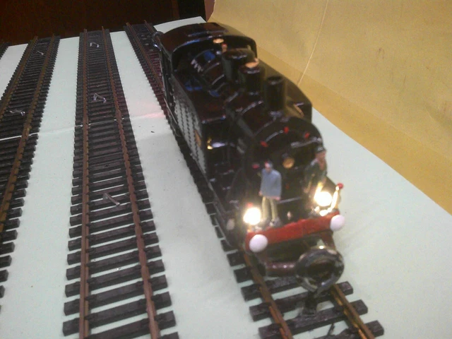 Coffret Jouef HO - Locomotive 708 + 2 Wagons Citerne + Tombereau + 8 Rails