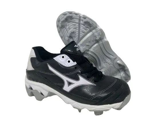 Mizuno Women's 9-Spike Finch 5 Softball Cleat, Black/White, 5 B(M) US