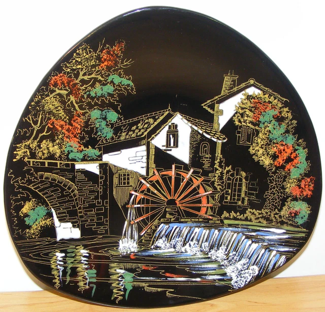 Assiette décorative ancienne faïence LONGWY l'écluse n°35224 décors émaillés