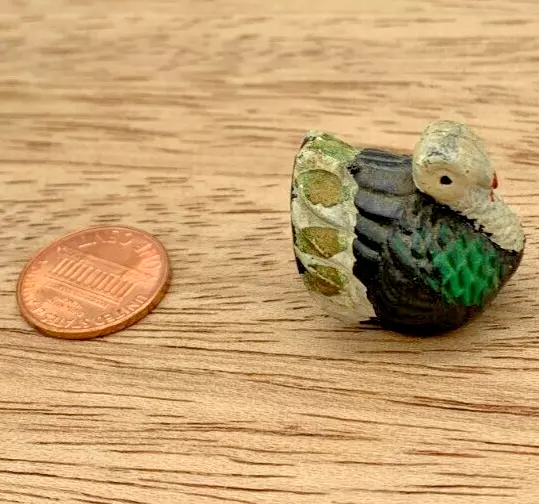VTG plastic miniature turkey 1"T x 1.25"L x .75"W dollhouse/diorama/shadow box