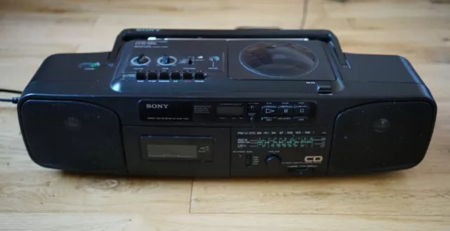 SONY CFD-50L AM FM Radio Tuner CD Cassette Tape Player 28 Watt Spares or Repair