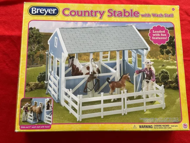 Breyer Horse Stablemates Barn