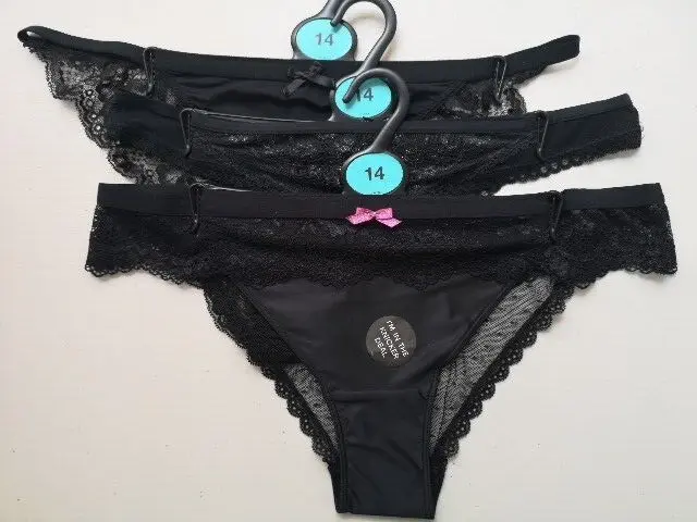 EX MARKS & SPENCER LADIES BLACK & GOLD FLORAL LACE LOW RISE THONGS