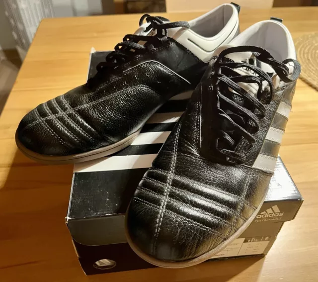 Adidas adinova hallenschuhe online