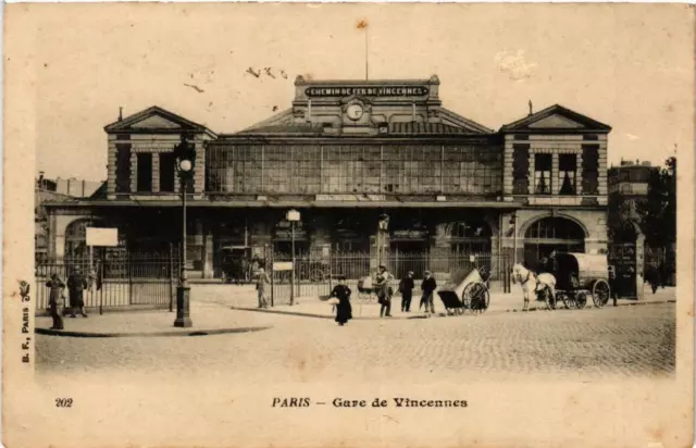 CPA AK PARIS (12th) Gare de VINCENNES (563198)
