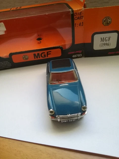 LOT DE 8 voitures miniatures 1/43 Porsche Fiat Renault diecast model car DIV33 EUR 1,00