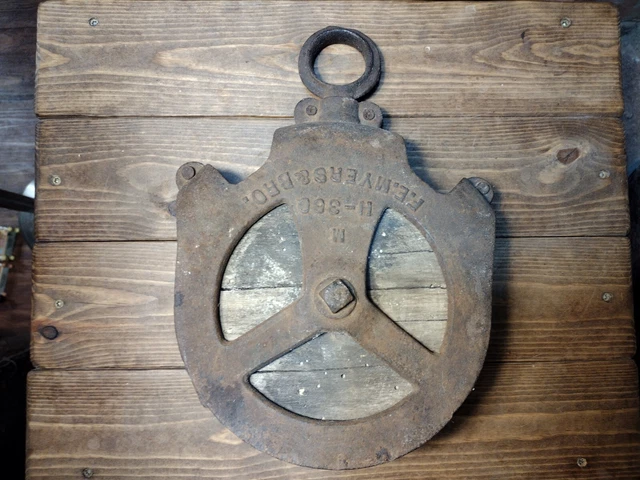 Old Cast Iron Myers & Bro Ashland Ohio Hay Trolley Carrier Barn Drop Pulley