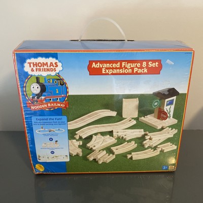 thomas racing figure 8 set