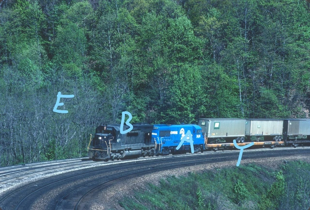 Conrail CR SD45 U25B TV-77 Action Horseshoe Curve PA 1977 Original Kodachrome