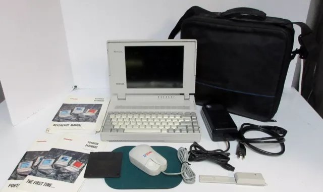 Vintage 1980s Toshiba T4400C Portable Computer Luggable Laptop  With Case + More