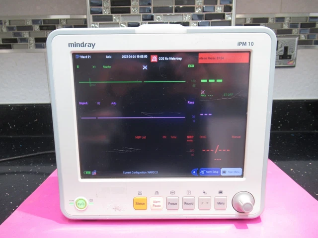 MINDRAY IPM-10 PORTABLE PATIENT CO2 MODULE ECG/EKG NIBP SPO2 PRINTER ...