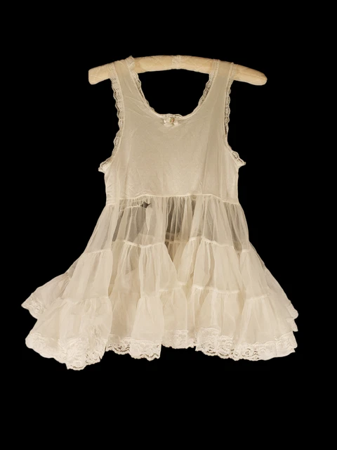 Vintage Child Toddler Crinoline Petticoat Full Size 4 Lace  AS IS ... READ  A37h