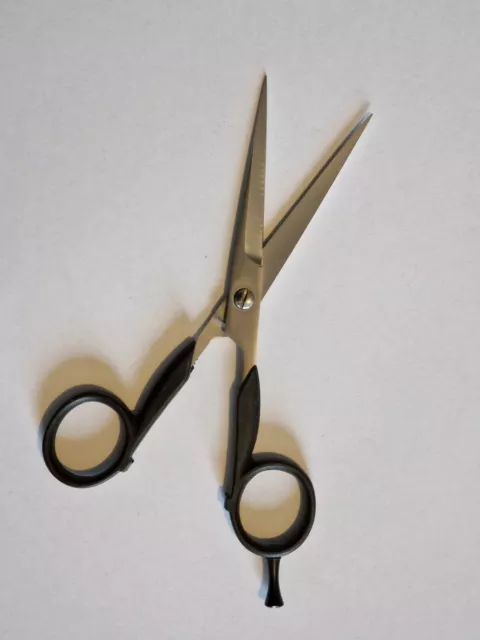 Profischere/Friseurschere 14.5cm. Pflege Und Schönheit Scheren.