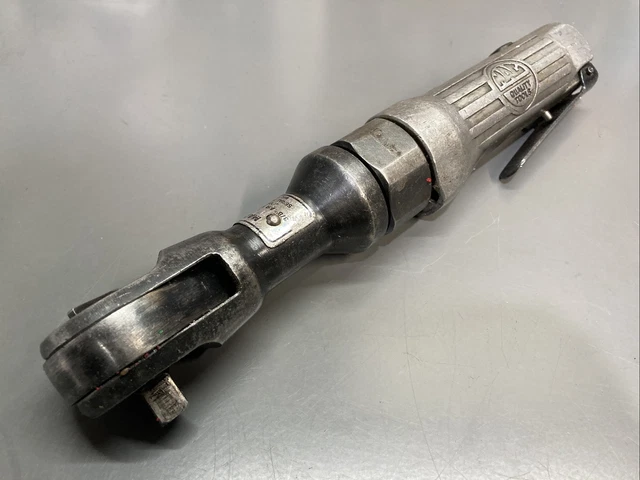 Mac Tools 3/8" drive Air Ratchet AR154 Very Good gently used condition