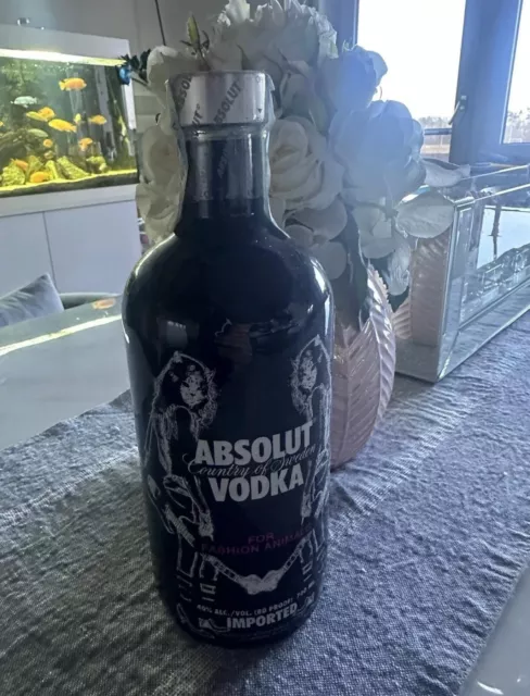 Absolut  Vodka   CNC 0,7 L Top Zustand Neu& Versiegelt