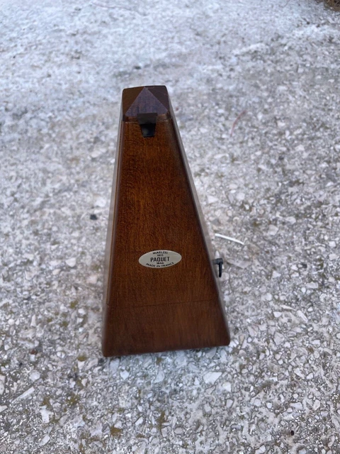 Métronome ancien en bois de la marque PAQUET MAELZEL 1815 - 1846